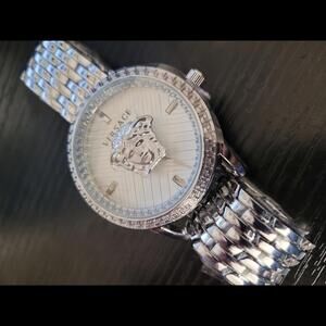 🔥NEW Versace V-8308 Men's Silver Plated 40mm Quartz‎ Watch